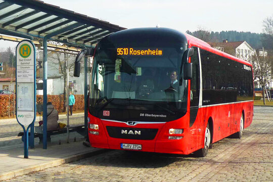 Busbahnhof Bad Endorf, RVO Bus | © Tourist Info Bad Endorf