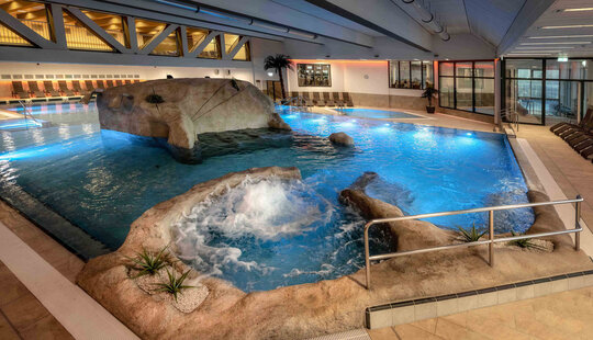 Chiemgau Thermen, Fels-Lagune | © Chiemgau Thermen Chiemgau Thermen, Fels-Lagune | © Chiemgau Thermen